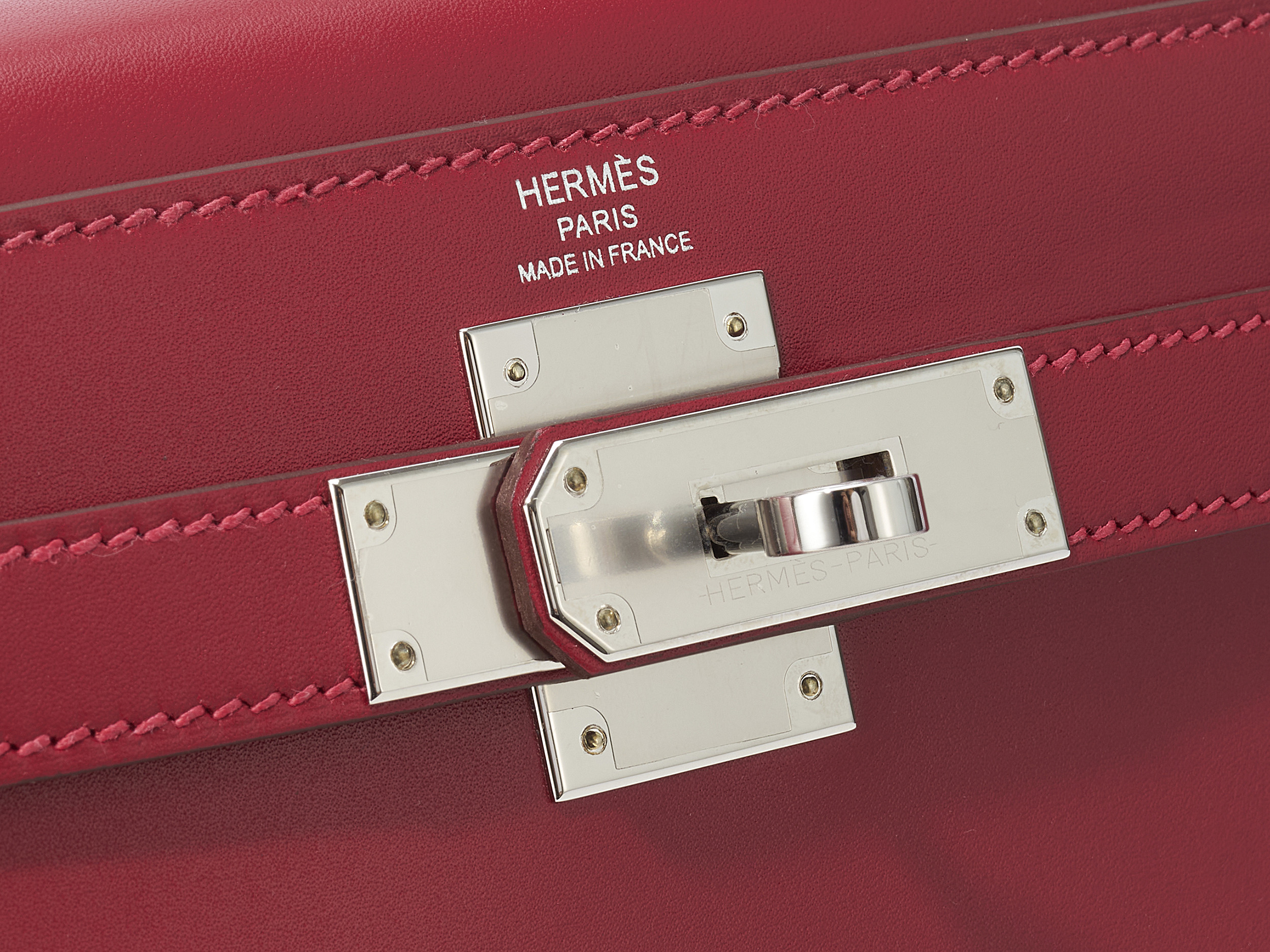 Kelly 28 Rouge Vif Tadelakt Kelly 28 Rouge Vif Tadelakt